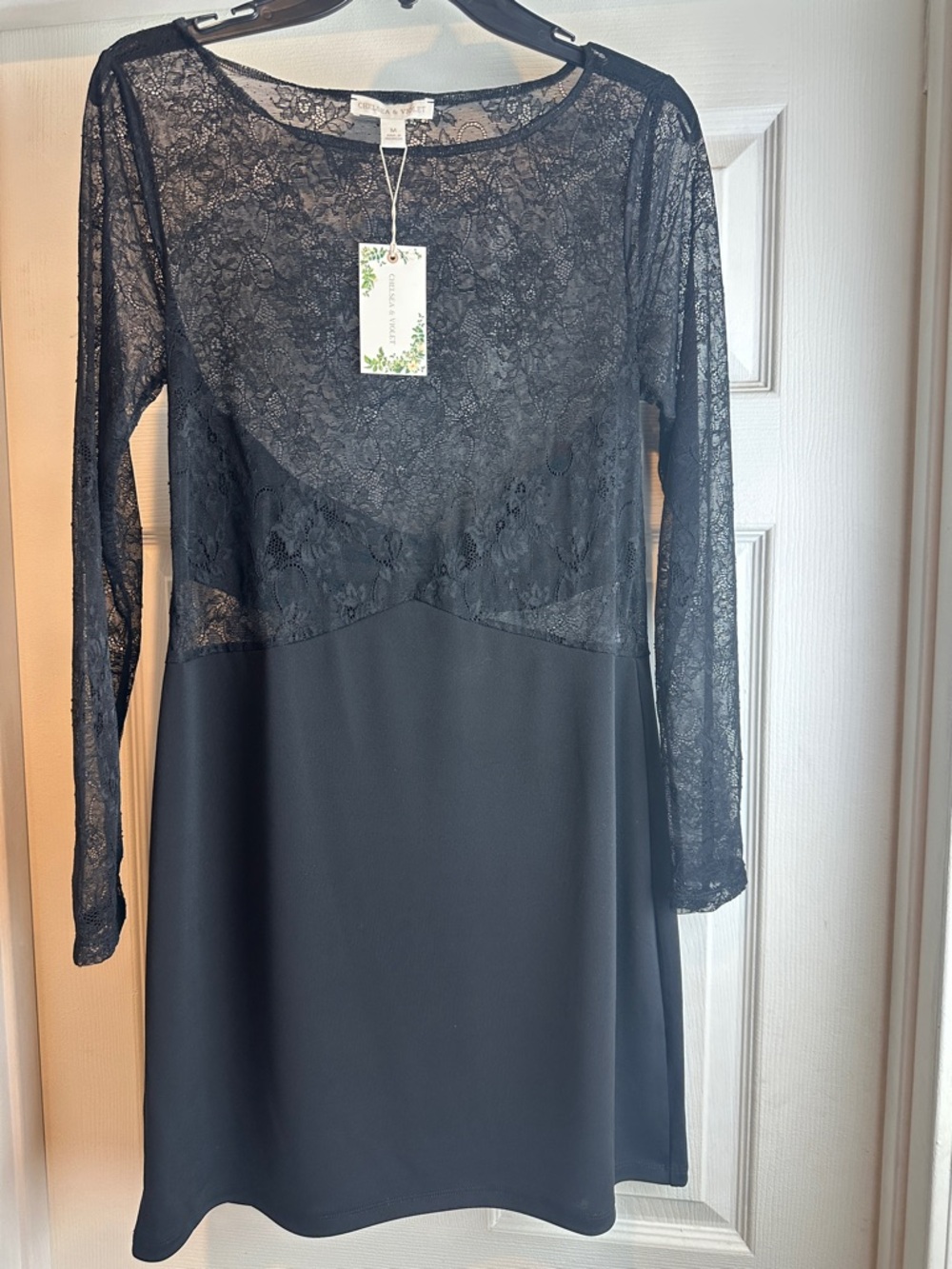 Chelsea & Violet Black Lace Long Sleeve Size Medium